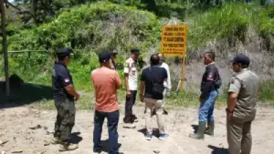 Pemkab Sorong Bongkar Bangunan
