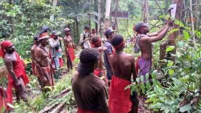 Masyarakat Adat Sedunia PMKRI Aimas Sorong Serukan Jaga Hutan dari Mafia Kayu