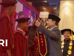 Presiden Prabowo hadiri wisuda 521 sarjana UKRI di Bandung
